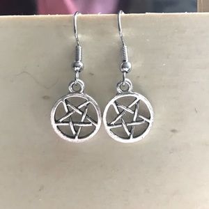 ⭐️Handmade Silver Pentagram Dangling Earrings⭐️